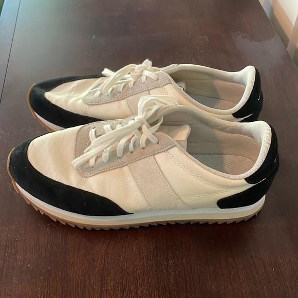 J Crew Trainers sneakers in Colorblock. Black/Ivory - Like New! - Picture 3 of 7